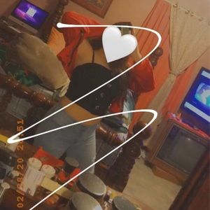 Meet your Posher, Yoselin